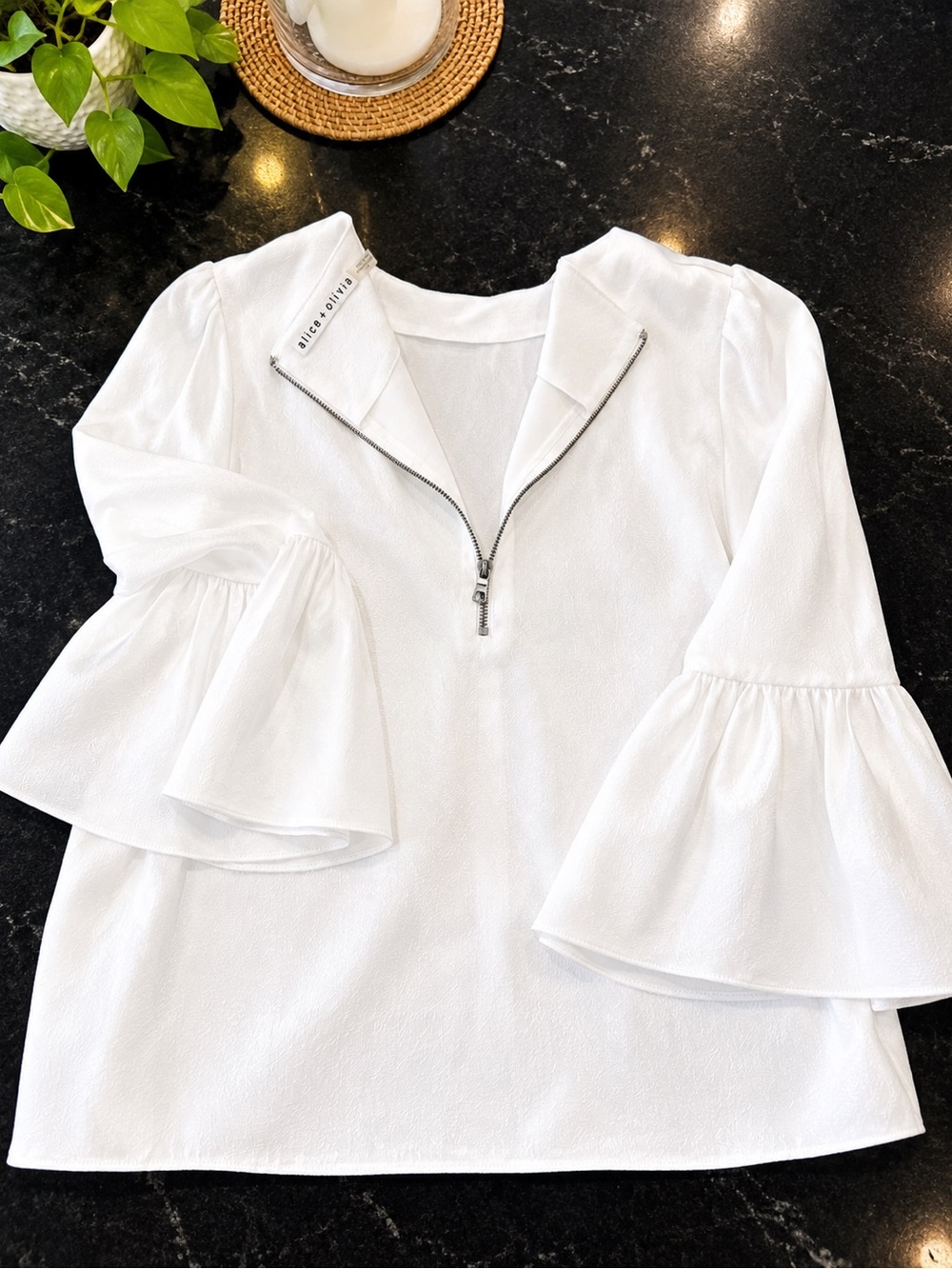 Alice + Olivia White Zip-Front Ruffle Sleeve Blouse